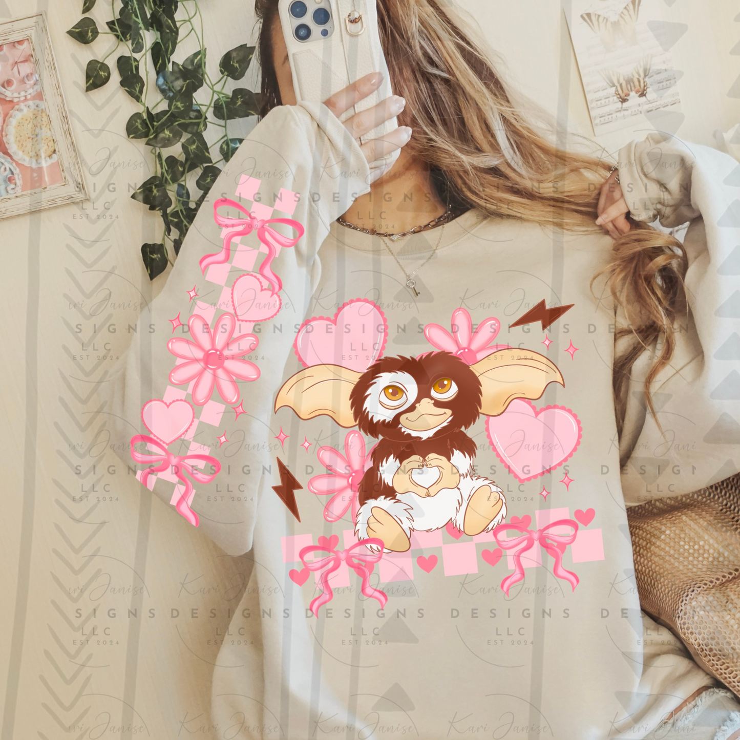 Gizmo with Sleeve Option
